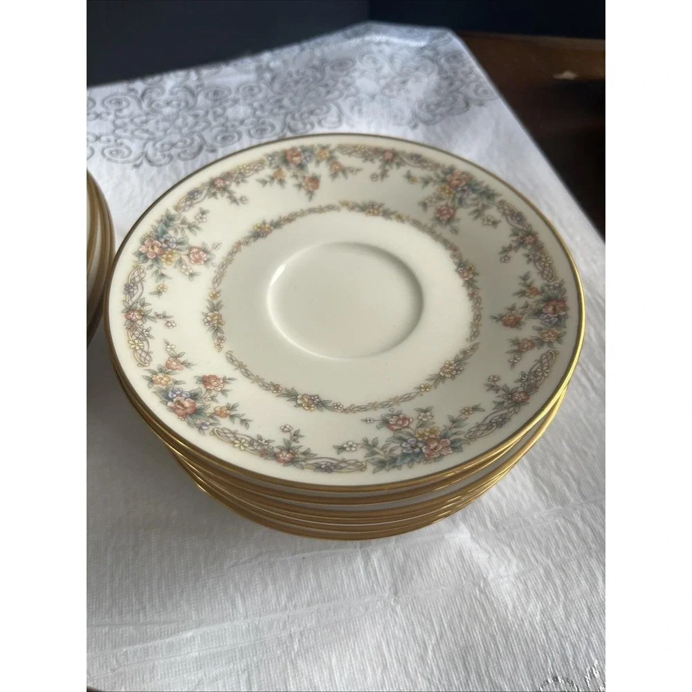 Noritake Ivory China #7246 Gallery 30 Piece Set Floral Gold Trim Dishes /Bowls